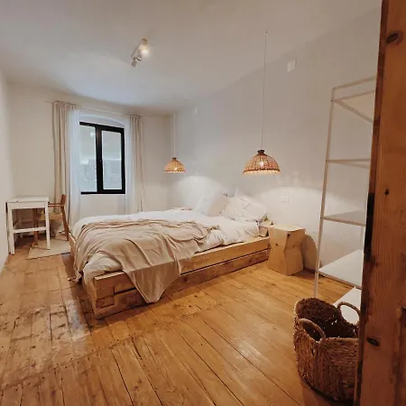 Barnhaus *